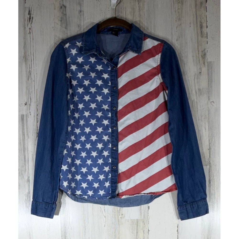 Forever 21 Button Down Shirt Size Small Blue American Flag Stars Stripes Western